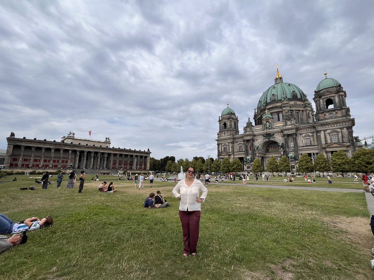 Somnambulistt's tweet photo. Resimleri bir öncekine eklememiş… #BrandenburgGate #MuseumSinsel https://t.co/0Fc97rnDTy