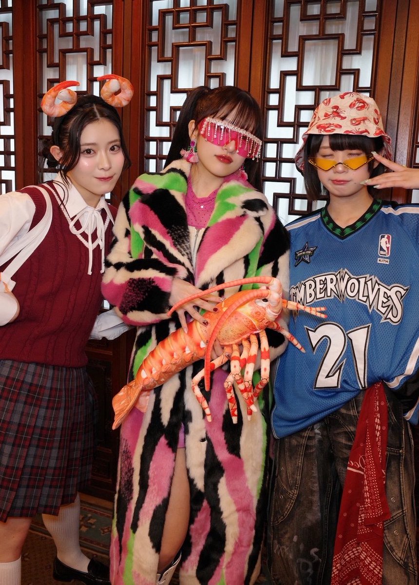 もう10年くらい経ってですね、一緒にエビ中やってたメンバーはすんごい