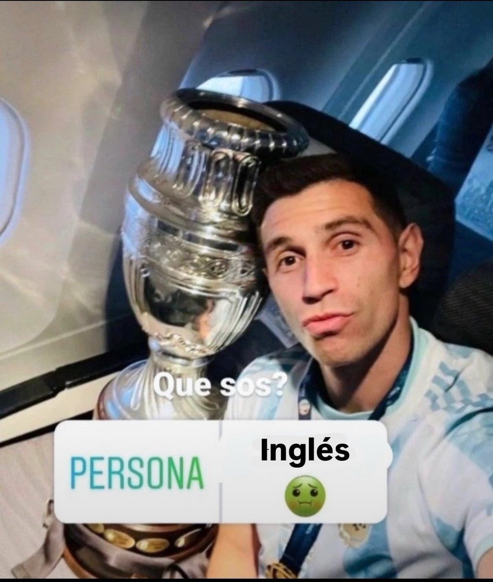 twtaslov's tweet photo. no sé pero ya que le ganamos a los ingleses nuevamemente ya no me importa ser bicampeones o no, solo con ganarles a ellos fue suficiente para mí como argentino https://t.co/bfuFHM5qgx