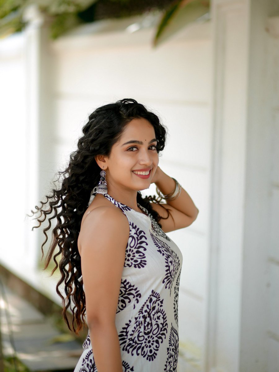 actresswoods's tweet photo. Neethu Krishna ✨️🤍
#Neethu #NeethuKrishna https://t.co/TviGpnDSs0