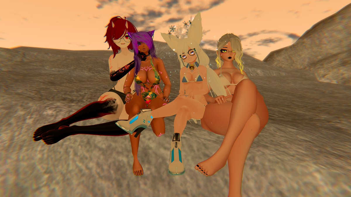 DarkenClaireity's tweet photo. Fun summer times with beloved friends♥️ https://t.co/yvK1ajv6Hi