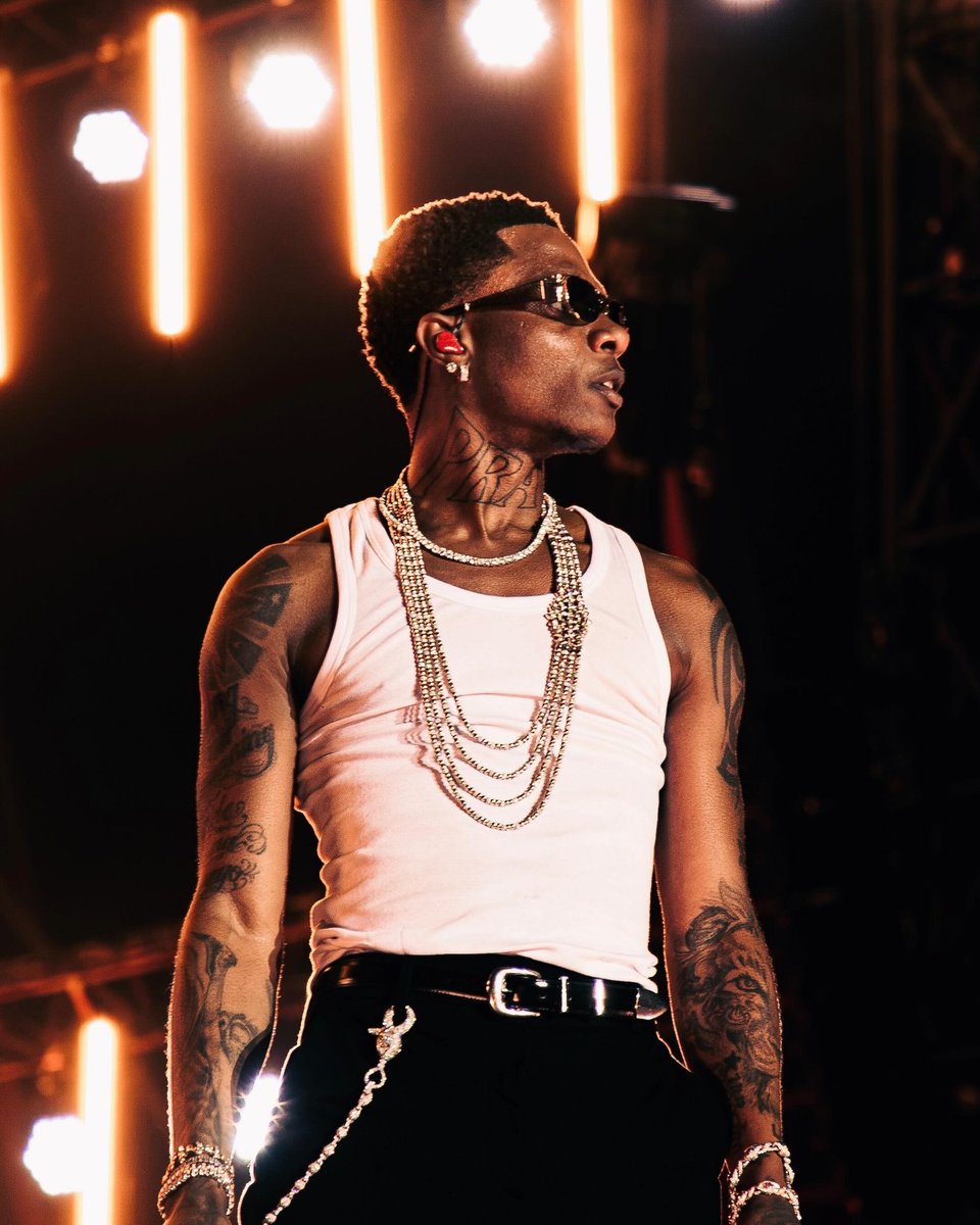Elozino__'s tweet photo. Happy Birthday the 🐐 @wizkidayo . https://t.co/bmwHs8dtl5