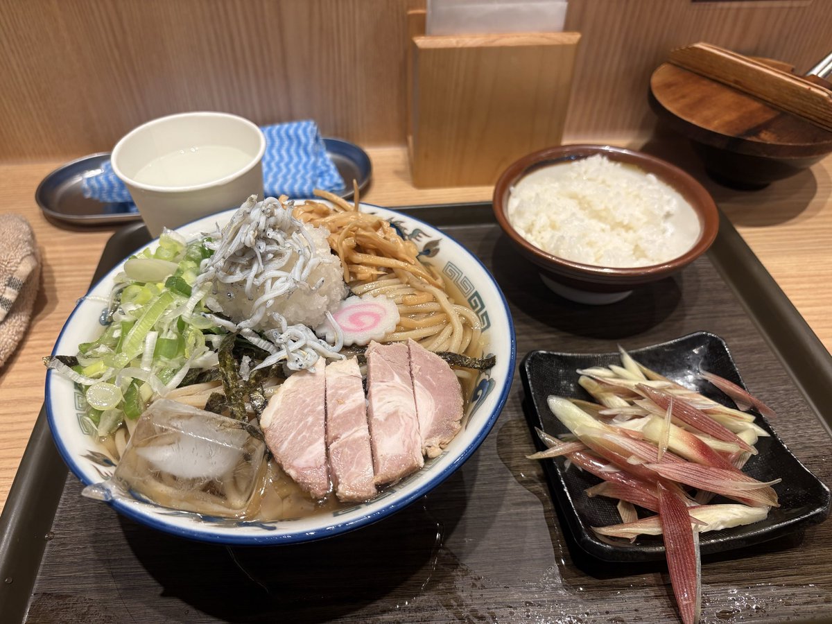 MetalGod_1976's tweet photo. @tsukemen_sharin 自分も昨日食べました！
最高‼️

#舎鈴 https://t.co/ExzYa4Zln1