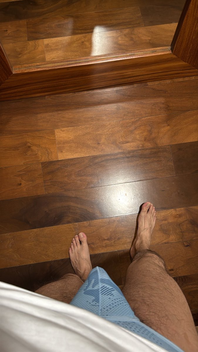 feetthorny's tweet photo. Y si me las chupan? 😮‍💨 https://t.co/E32lWndLok