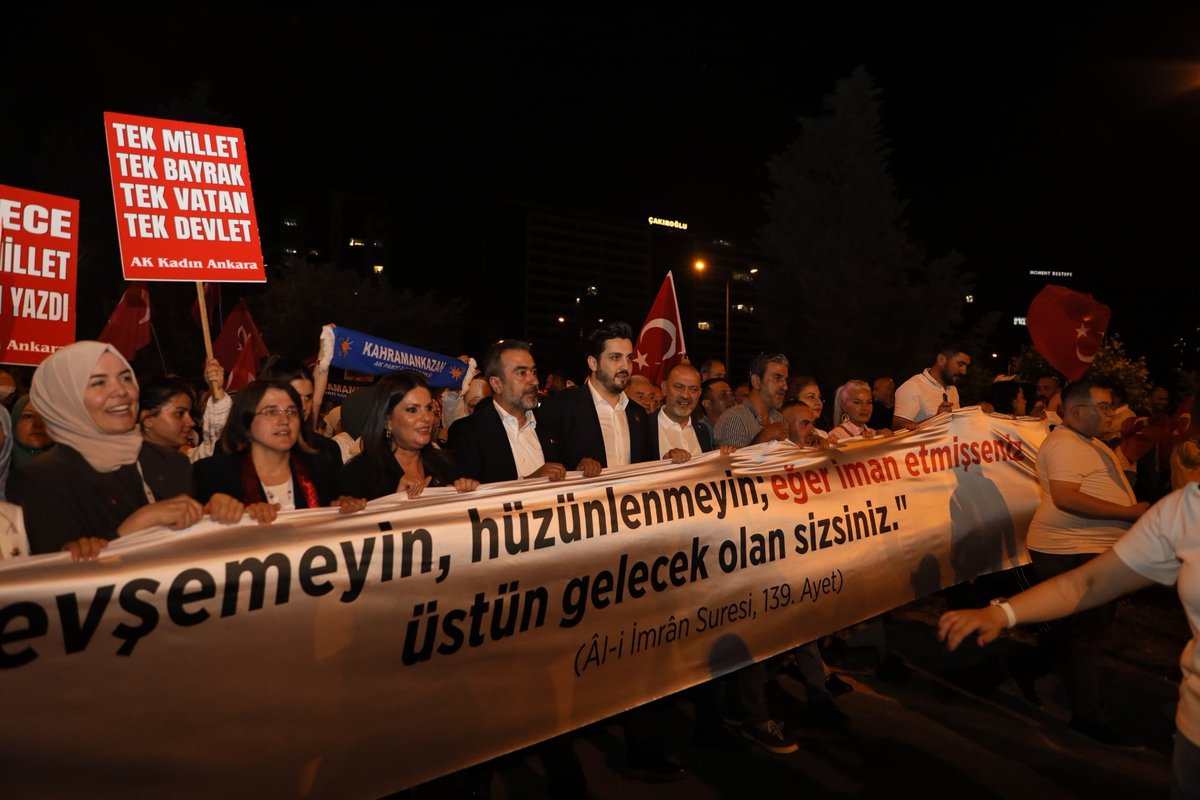 avhalilatasoy's tweet photo. Cumhurbaşkanlığı Külliyesi📍

15 Temmuz'un emanetine sahip çıkmak için yine omuz omuza yürüdük.

O gece nasıl meydanlar boş bırakılmadıysa, bugün de aynı ruh, aynı kararlılık ve aynı imanla nöbetteyiz. 🇹🇷 https://t.co/rYLRmULZGh