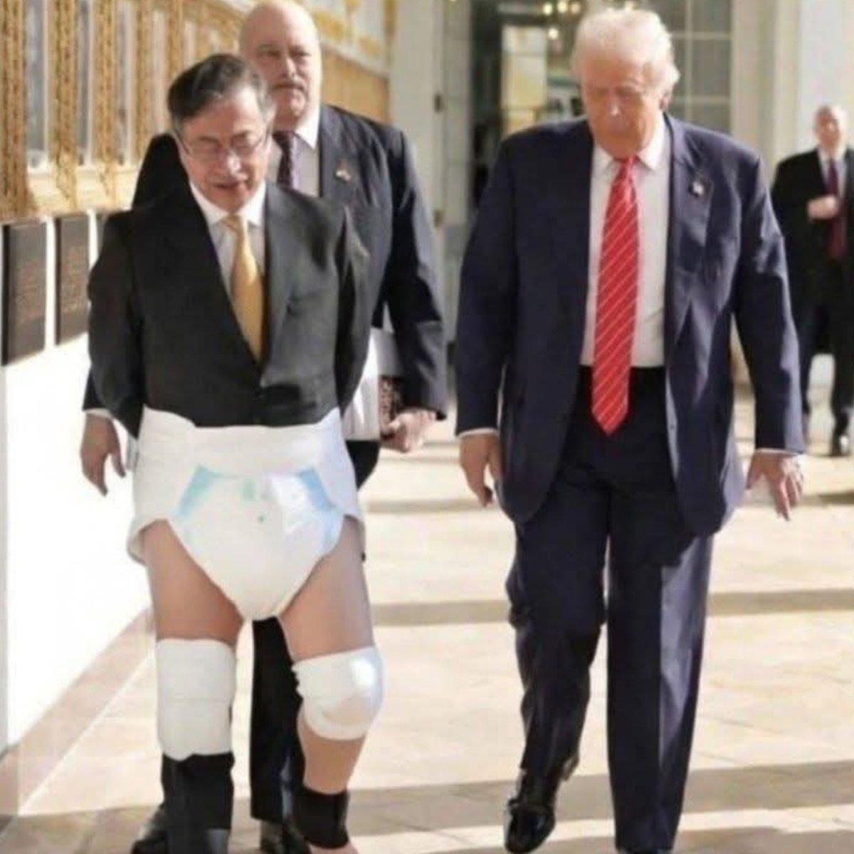 callabe2024's tweet photo. @JRodrigoPerez65 @Matador000 Solo el pirobo Petro se la chupa a Trump!!!🤣 https://t.co/yWOrYV5shJ