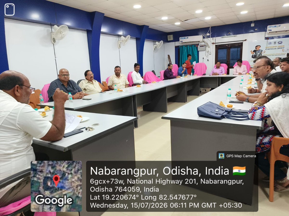 NgprMuncipality's tweet photo. A Joint Coordination meeting under the Chairmanship of Sub-Collector, Sir Nabarangpur was organise today evening at Office Conference Hall, Nabarangpur Municipality  regarding unusual Traffic issues of Nabarangpur Town Market Road. https://t.co/szHa3hIS5V