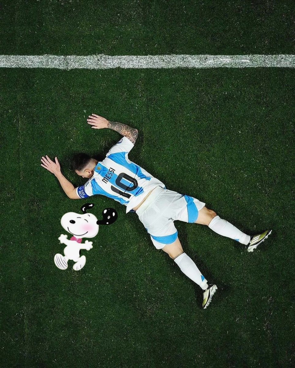 SnoopyFansUS's tweet photo. Snoopy &amp; messi 🇦🇷💕 https://t.co/sl0XnQMGGO