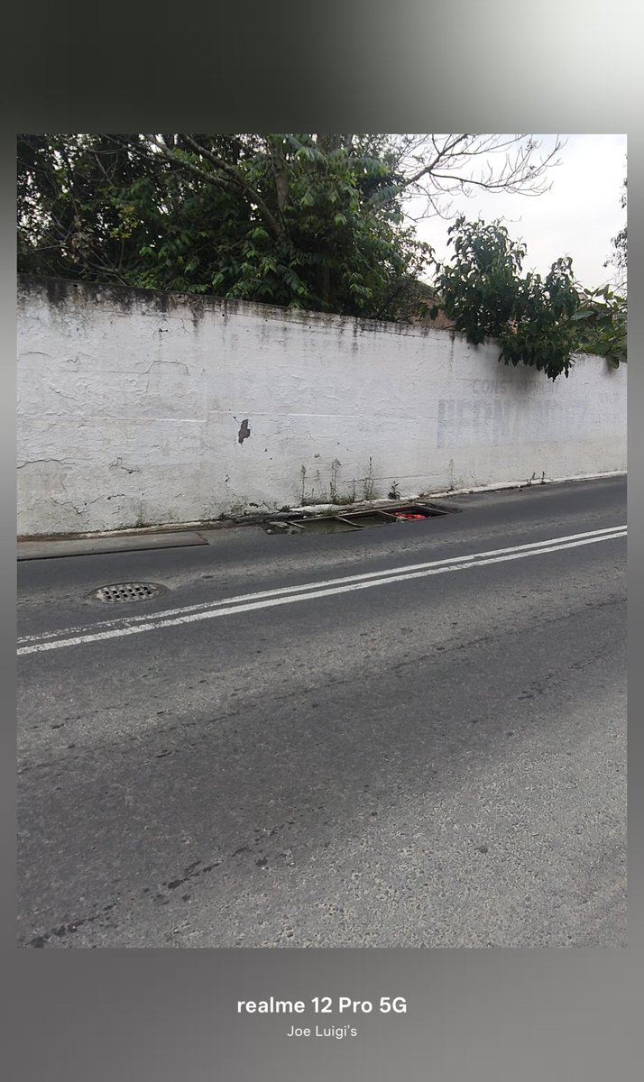 jlkastro's tweet photo. @GobCDMX @AlcaldiaAO @locatel_mx @SSC_CDMX @SOBSECDMX @LopezCasarinJ  Se solicita la reparación de tapa de registro aguas negras, está en una situación peligrosa para las personas y flujo vehicular. Av real de minas, lado izquierdo a unos 800m col la cuesta Alc. Álvaro Obregón. https://t.co/1g79pAF8lZ