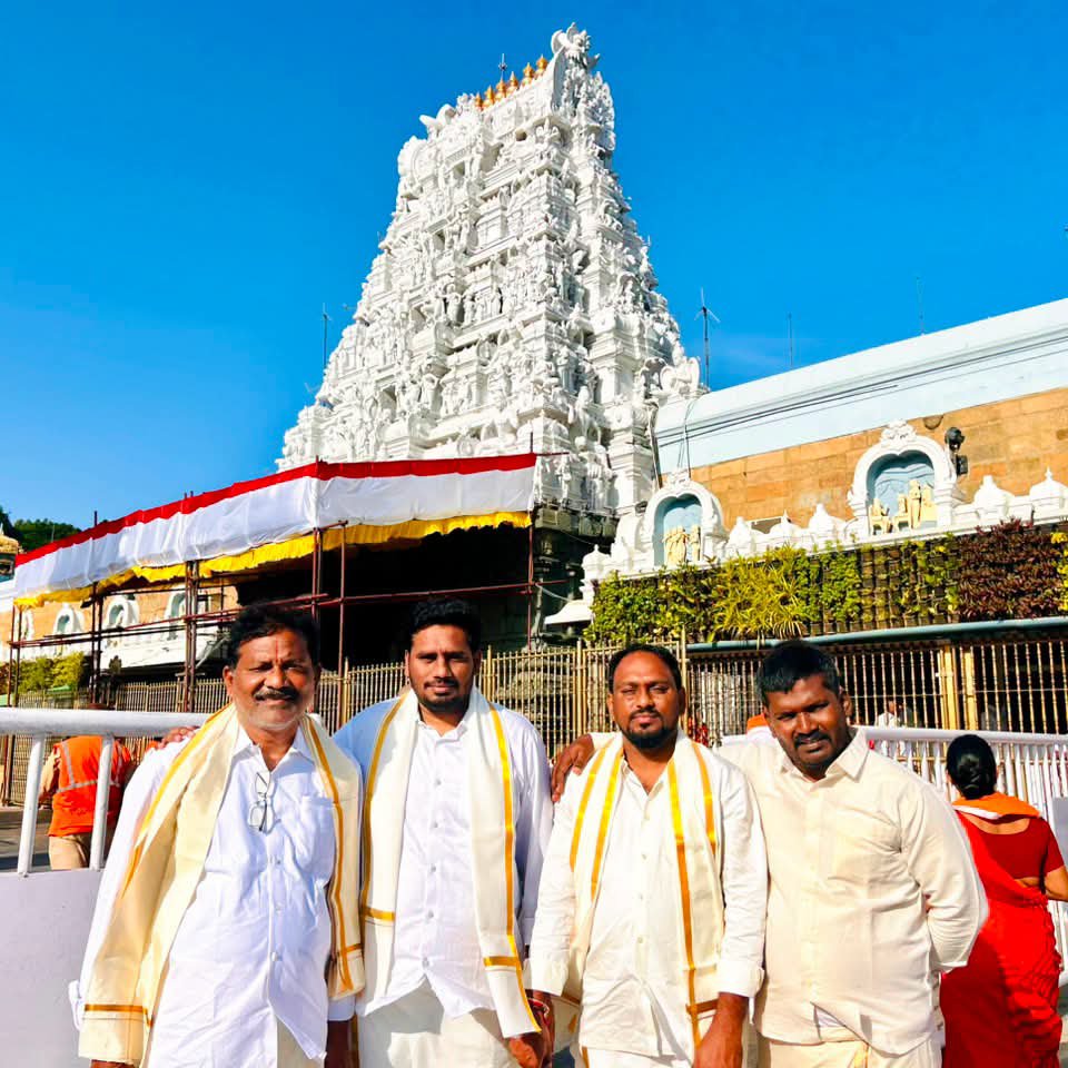 IRayachoti's tweet photo. ఓం నమో వేంకటేశాయ. https://t.co/fvCiYPPQZg