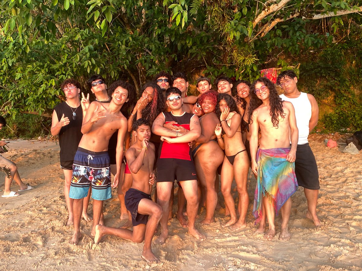 lipe_rev's tweet photo. Pesos em praia https://t.co/T4wM7h0rEE