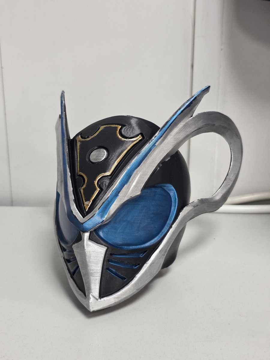 eddyshum's tweet photo. 仮面ライダーマイス 1:3試作 https://t.co/e345UmfKgQ