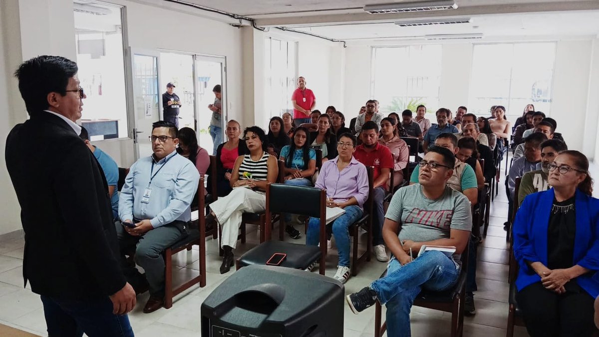 IESSMorona's tweet photo. #IESSteInforma 📢

Fortalecemos la cultura de prevención con la capacitación sobre Accidentes de Trabajo y Prevención de Riesgos Laborales, dirigida al personal del Distrito de Educación 14D01 Morona.

Trabajamos juntos por ambientes laborales más seguros y saludables. 💙👷‍♀️👨‍🏫 https://t.co/rK0UGwrv8F