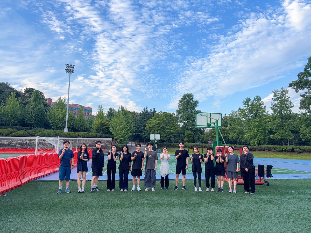 alkydes's tweet photo. DKU 수요러닝!
올해 10km를 목표로 달리고 있습니다.
날이 더우니 5km도 버겁네요. https://t.co/zNbx5CKMfp