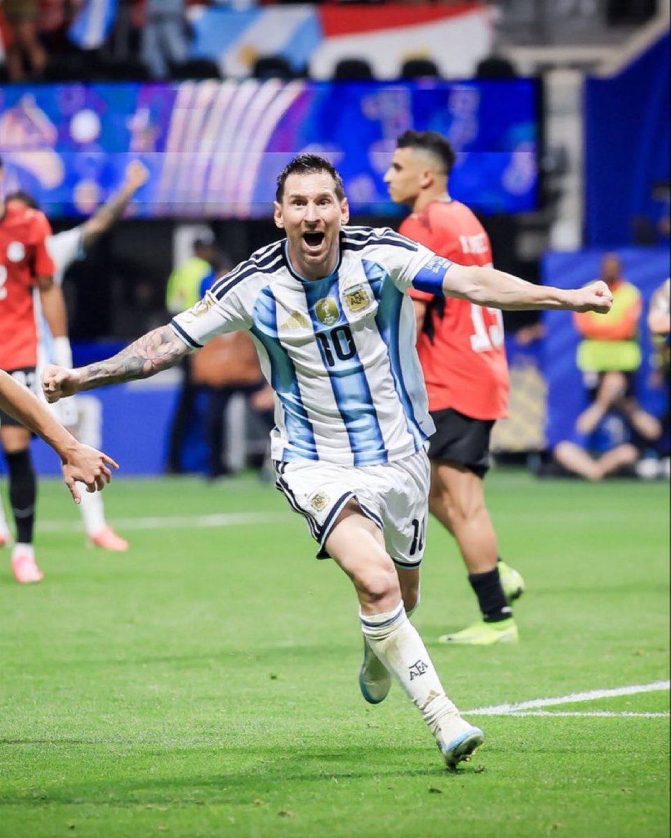 OfificaRlay's tweet photo. أقسم بالله اسطورة كرة القدم 
أقسم بالله اسطورة كرة القدم 
أقسم بالله اسطورة كرة القدم 
أقسم بالله اسطورة كرة القدم 
أقسم بالله اسطورة كرة القدم https://t.co/0UDzLus6jJ