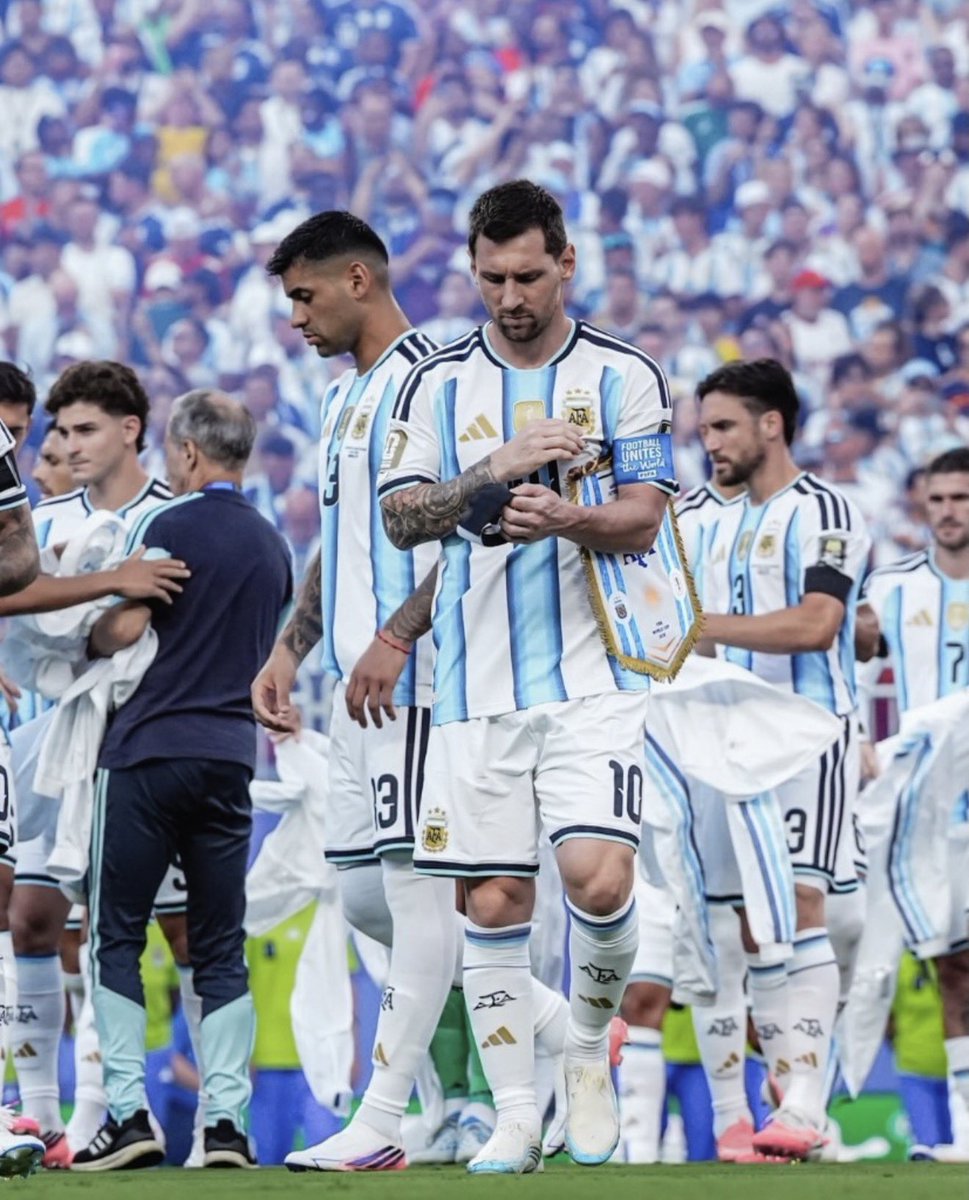 canbequit's tweet photo. 🐐 Messi GOAT baba  bitti demeden bitmez amk ronaldocuları bu adamı kimseyle karıştırmayın! https://t.co/73S8igwJ1x