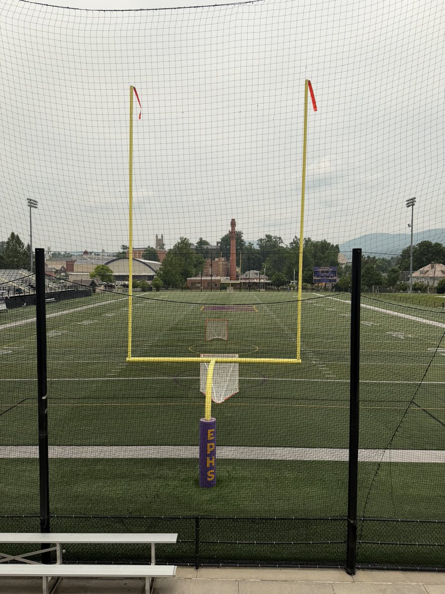 deraps_lucas's tweet photo. Following an awesome visit and conversations with @Coach_Miggs, I am blessed to announce that I have received an offer from @WilliamsCollege!! https://t.co/D3GNQ2bh6M