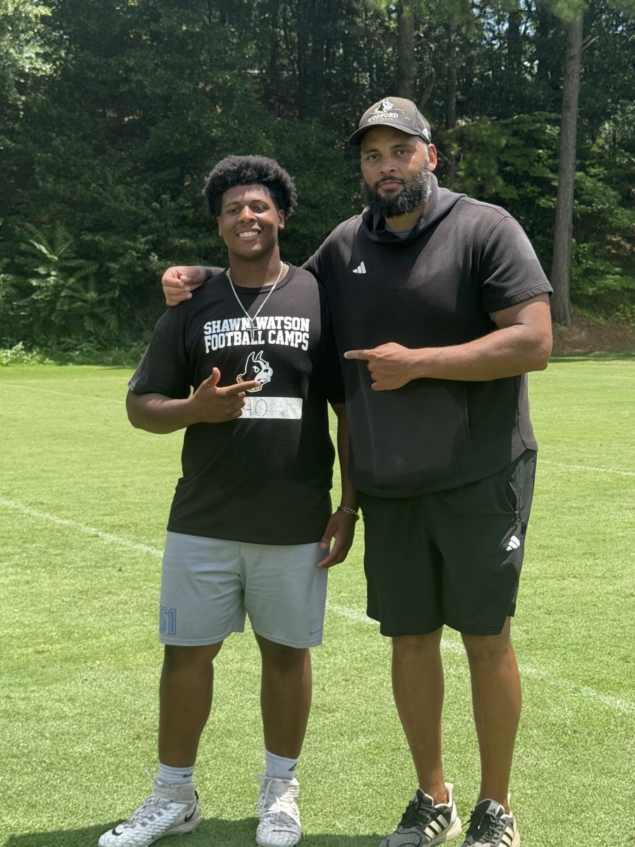 MykelJ51's tweet photo. Had a good time at camp today @Wofford_FB  it was a great opportunity to show my skills, learn, and compete.
@coachmorrisDHS @OLCoachLanc @coachfarmer71 @CoachSewell61 @Hawkinsjs @Cwoods75 https://t.co/RN2DwPRyhx