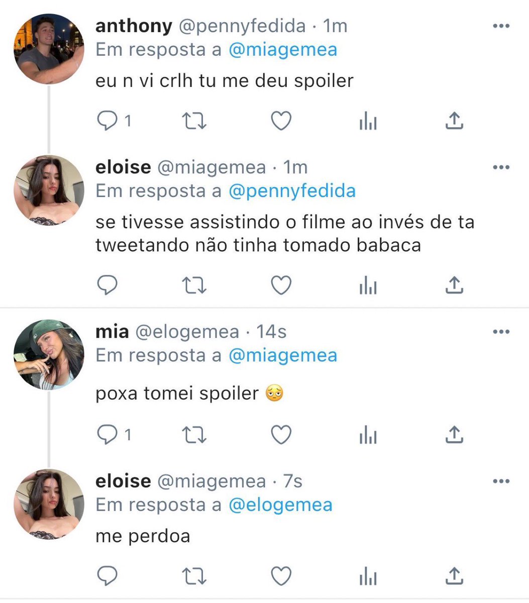 MIA02JNL's tweet photo. oi gnt minha chegada foi atrasada mas curtam aq pra ter uma jornalista Mt tagarela que vai passar 24/6 te ireitando e teorizando tudo o que for possivel !📰📰📰📰🗣️🗣️🗣️🗣️🗣️‼️‼️‼️ https://t.co/a3RCadixNP