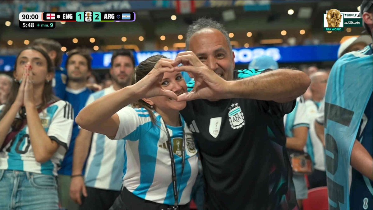 en7lall's tweet photo. 📷رسميًا.. الأرجنتين تتأهل إلى نهائي كأس العالم بعد الفوز على انجلترا 2/1
#الارجنتين_إنجلترا 
#انجلترا_الأرجنتين 
#كاس_العالم_٢٠٢٦ https://t.co/AzBT7FqoTd