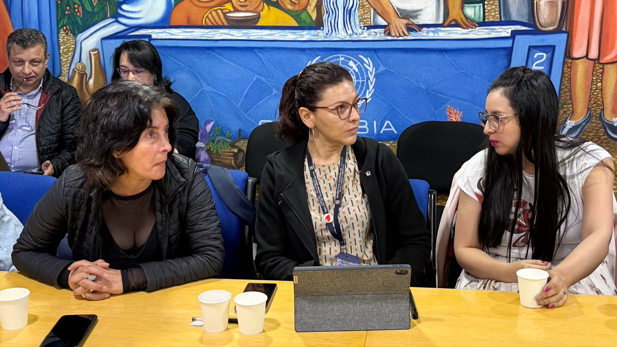 UNODCROCOL's tweet photo. En #Bogotá 🇨🇴, continuamos apoyando a a la Secretaría Distrital de Salud @SectorSalud en la formulación de la Política Pública de Sustancias Psicoactivas 2026-2035, que busca mejorar la respuesta de la ciudad frente a las dinámicas de consumo y oferta de estas sustancias. 💡 https://t.co/FXfLXv8KXG