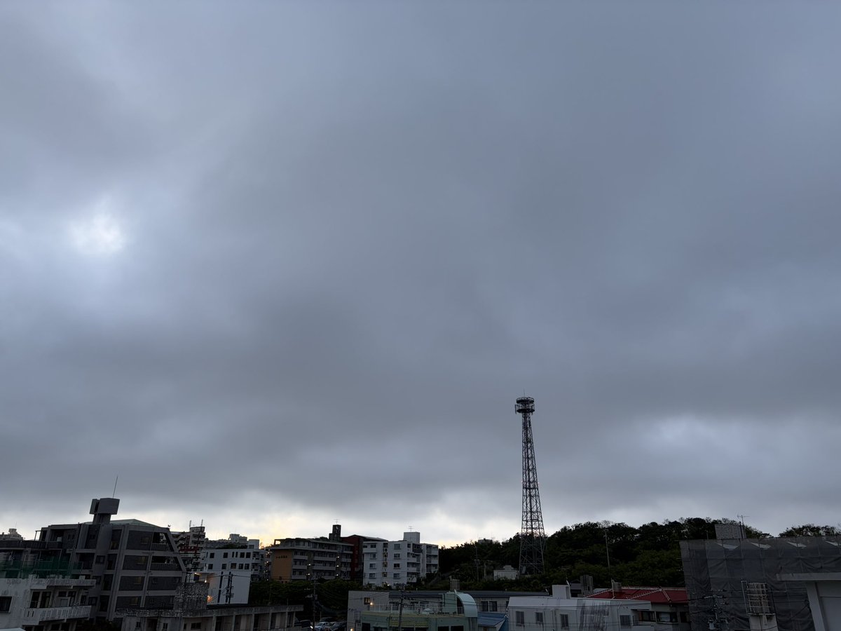 isefran79's tweet photo. Buenos días ☁️ 
#autower
20… https://t.co/pvBKjoQW2x