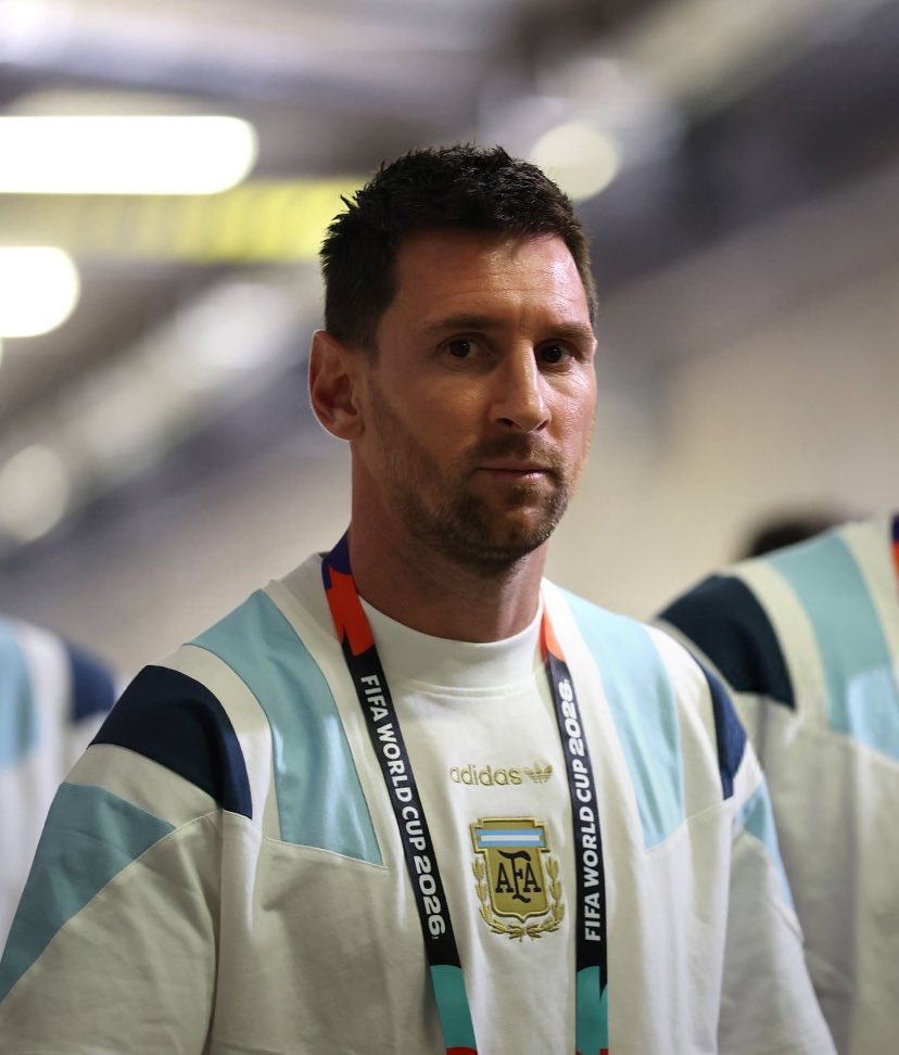 z_A90h's tweet photo. يابشرررررررررر نهائي ثاني بعمر ٣٩ سنة 
يابشررررررررر التاريخي يكتب التاريخ 
الافضل بالتاريخ الاكثر مساهمة 
الهداف التاريخي 

ملك كرة القدم يحكم العالم مبرووووكككك لكل عاشق 🤍🤍🤍🤍🤍🤍🤍🤍🇦🇷🇦🇷🇦🇷🇦🇷🇦🇷 https://t.co/XBhBPU3o7K