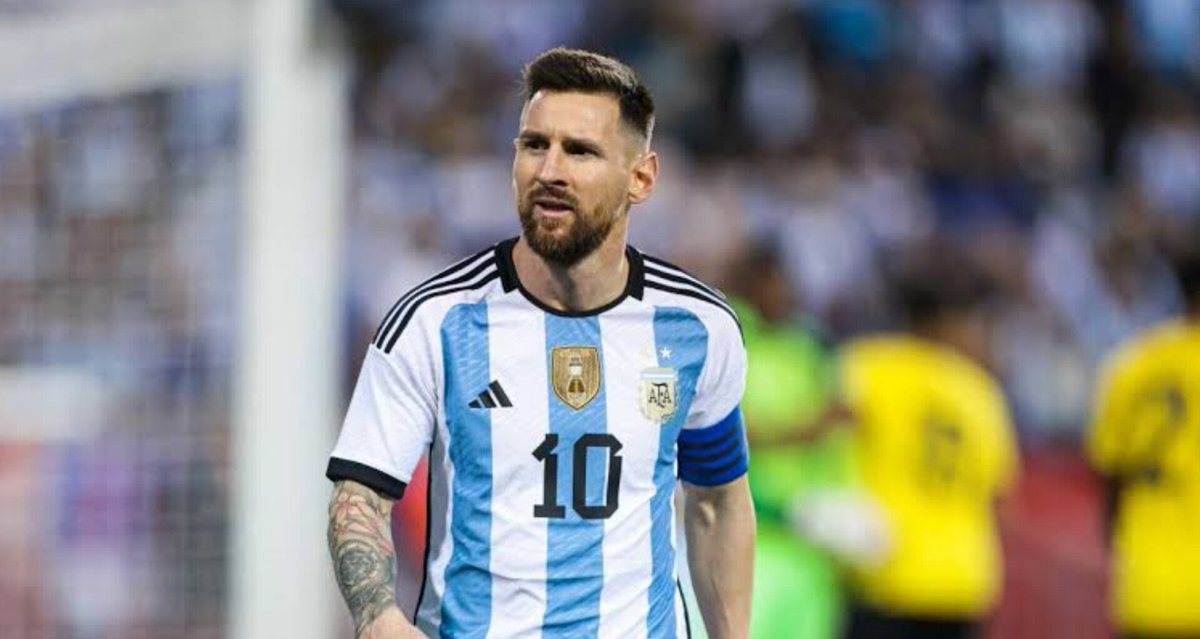 fcb161616's tweet photo. البالون دور✔ https://t.co/6VmGauevVW