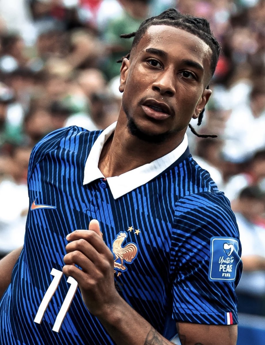 OliseXtra__'s tweet photo. 🚨🇫🇷 Michael Olise affrontera l’Angleterre pour la 3ieme place de Coupe du monde ! 🏴󠁧󠁢󠁥󠁮󠁧󠁿 https://t.co/6ZaZ3bbB8B