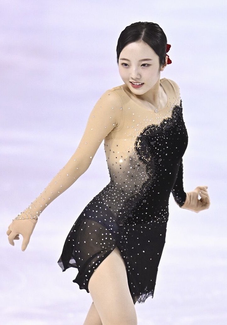 bestfscostumes's tweet photo. marin honda - assassins tango https://t.co/rdmmMPlLW5