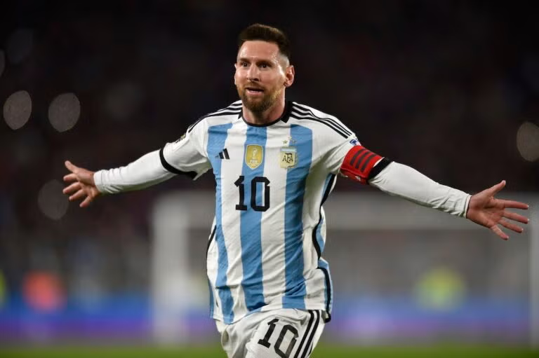 ZygoFrog's tweet photo. solana:FrtbBAaSZksfh4oV46E7Pvb43QiiUmYLD3dcGS6gpump 🐸

ARGENTINA!!!!! 

Don't cry for me Argentina!

#crypto #worldcup #fifa https://t.co/wB0PumMV2h