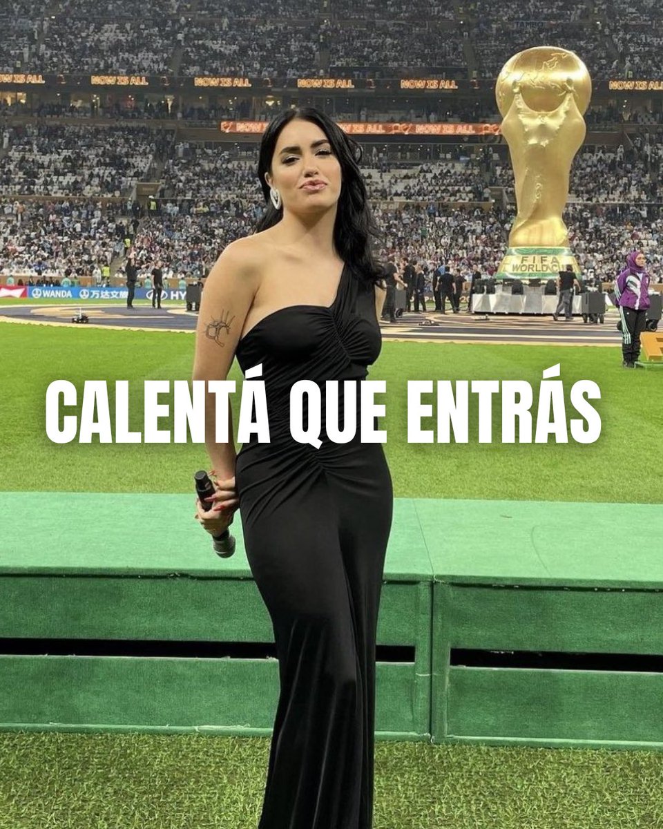 fiestapolenta's tweet photo. TODA TUYA LALI https://t.co/Cjw8FhCfat