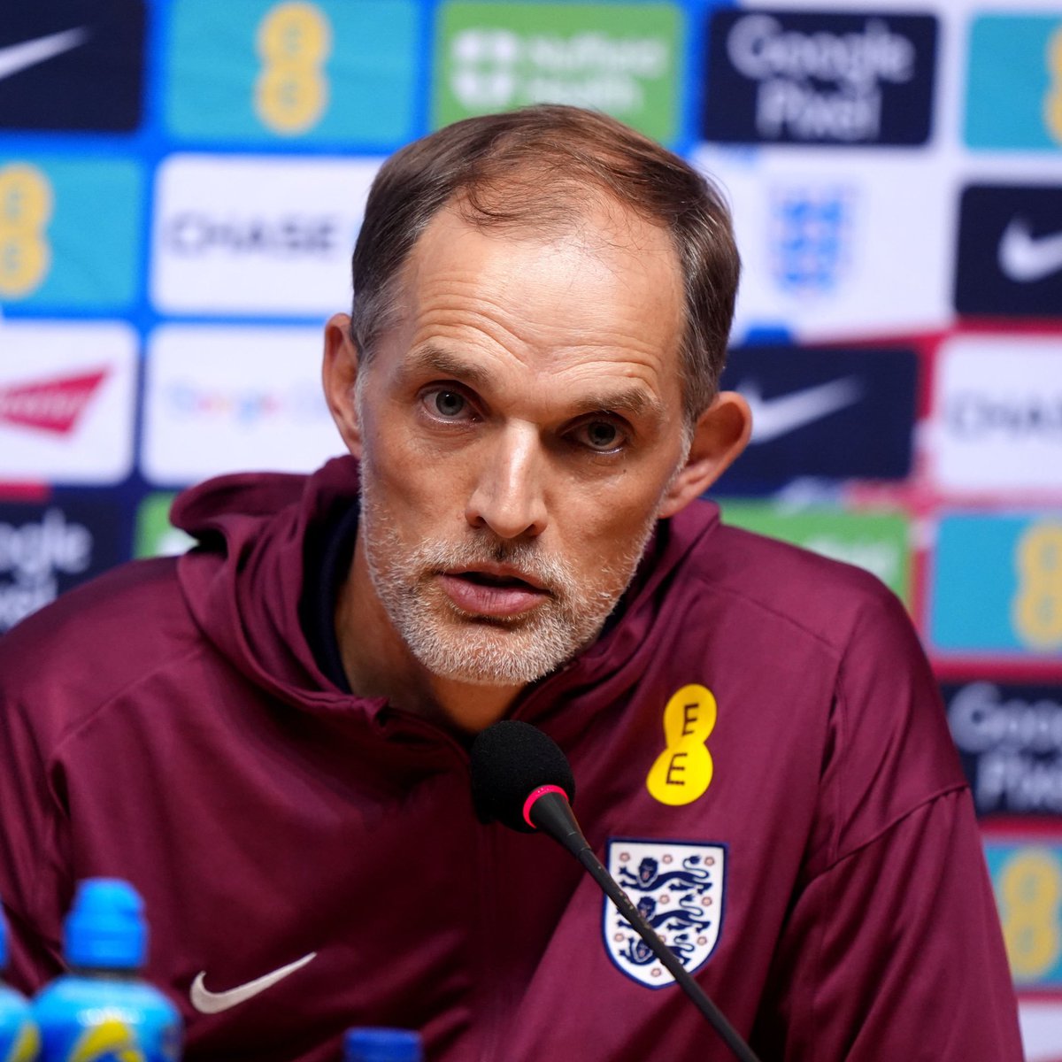 IsaiasJRubio's tweet photo. @England @FIFAWorldCup You're Getting Sacked in the Morning, Sacked in the morning,
You're getting sacked in the morning! https://t.co/wHOWd6vIYz