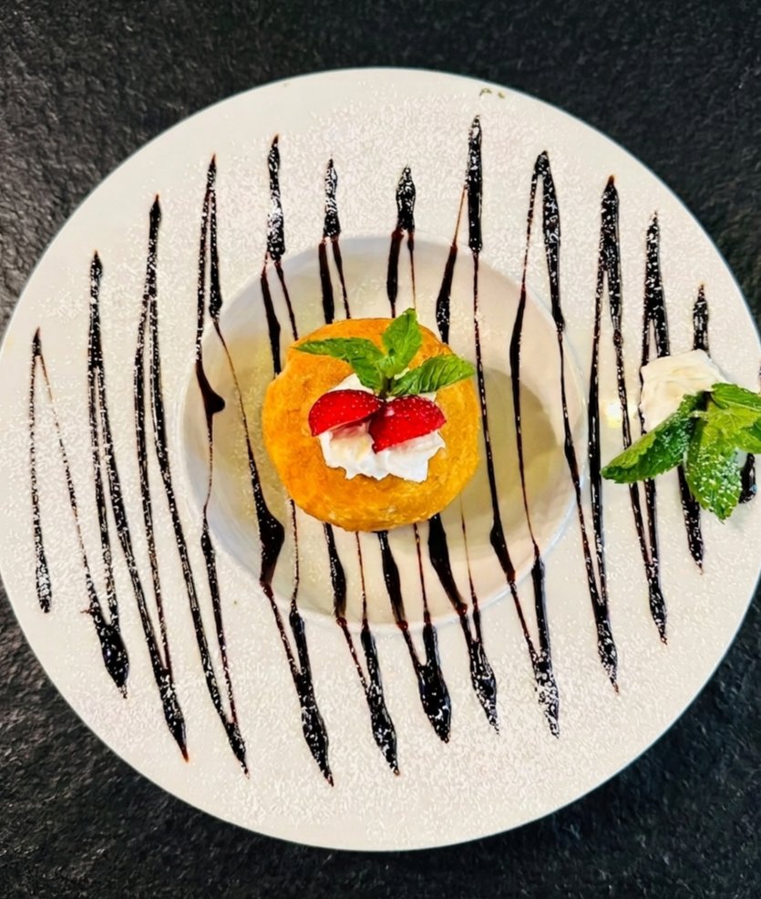 LiciousTO's tweet photo. Summerlicious is going by fast, but remember, endings can be sweet – like the incredible desserts included in #LiciousTO three-course menus at restaurants across the city! 🍰🍮🍫🍓

Book today: https://t.co/ftnwdJkHj5

📷 Pictured:
Casa Madera - Brown Butter Tart
3 Mariachis Esplanade - Fried Ice Cream
Chon - Fresh Durian Panna Cotta
Raahi - Chai Ice Cream Sandwich