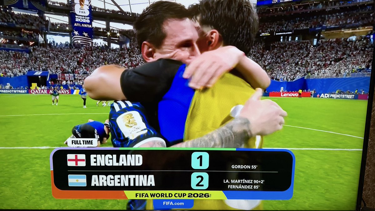 MahmudMusrata's tweet photo. الأرجنتين يتأهل للمرة السابعة إلى نهائي كأس العالم في تاريخه :

حامل اللقب الأرجنتين تتأهل إلى نهائي كأس العالم 2026 بفوزه على إنكلترا 2-1 🇦🇷 https://t.co/KxtXnf1ksK