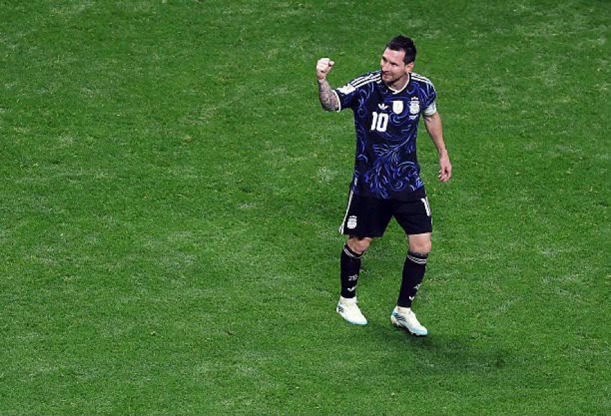 aji3n's tweet photo. عمّ اللعبه ليو ميسي 
#leomessi 
#argentina https://t.co/qNwAqv1B3y