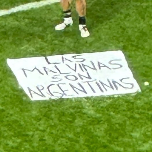 TronkOficial's tweet photo. LAS MALVINAS SON ARGENTINAS https://t.co/ITCXVNGr6A
