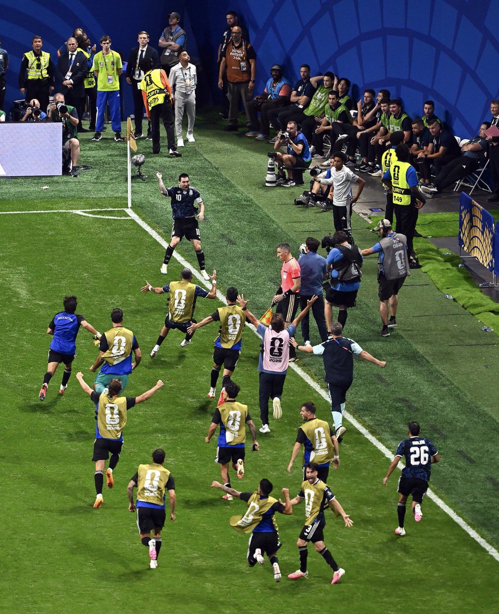 KeshavPulickan's tweet photo. And Again!

What a game! Vamos Argentina 🇦🇷
Back to Back WC Final⚡️

#Argentina  #Final https://t.co/6EI9JTXCiJ