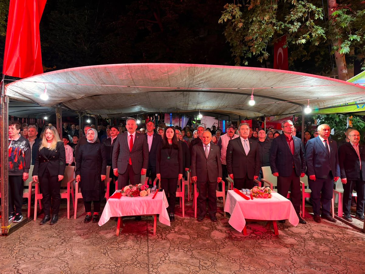 Aybasti_Ordu's tweet photo. 15 Temmuz Demokrasi ve Milli Birlik Günü programı kapsamında ilçemizde yoğun katılımla Demokrasi ve Milli Birlik Yürüyüşü icra edildi.

Yürüyüş sonrası 15 Temmuz Demokrasi Şehitleri Parkında Anma Programı düzenlendi.

#iradebizimzaferbizim https://t.co/WbmSs062vB
