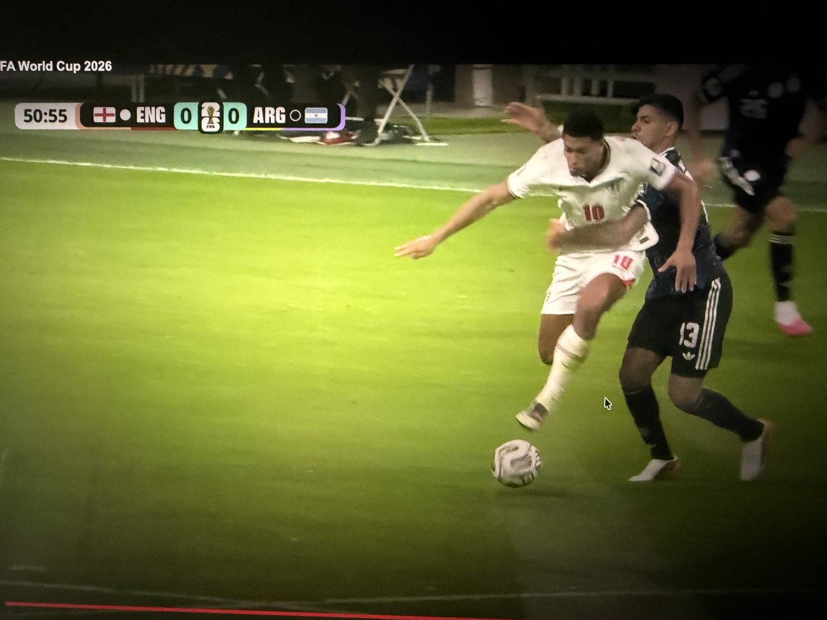 kinjersai's tweet photo. @YashRMFC Here is another they grabbed Jude many times to block him from scoring a goal. https://t.co/YSgSTdAmsi