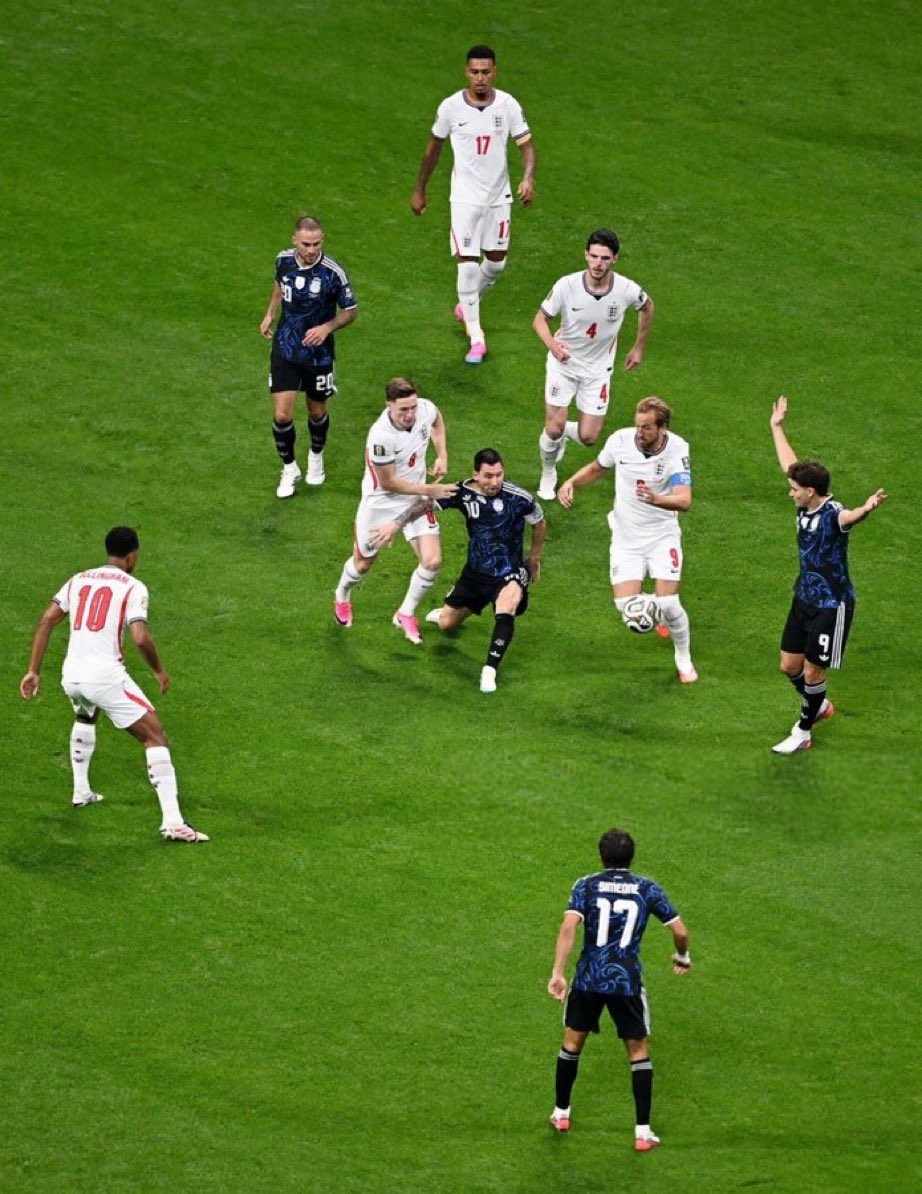 ylfc8's tweet photo. 🐐 https://t.co/9dMWKwhNQH