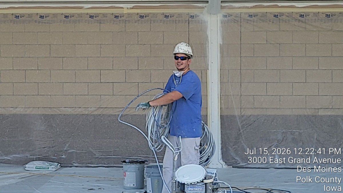 IUPATDC81's tweet photo. Members of Local 246 putting the finishing touches @ Iowa State Fairgrounds. Shoutout to 1st Interiors and crew, Regis Racine, Nate Ramirez, Ryan Rhoades, Dakotah Wessel, RJ Gilliland as they help get buildings ready for the fair. #IowaStateFair #FairPrep #Local246 https://t.co/VPpfhPmoZX