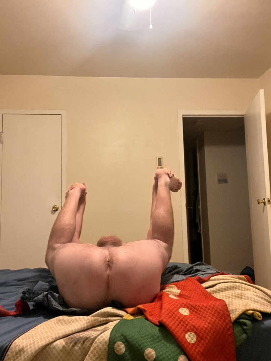 smoothlgbt's tweet photo. I want my ass fucked ! #MkE #gay https://t.co/J1K1uh4t4m
