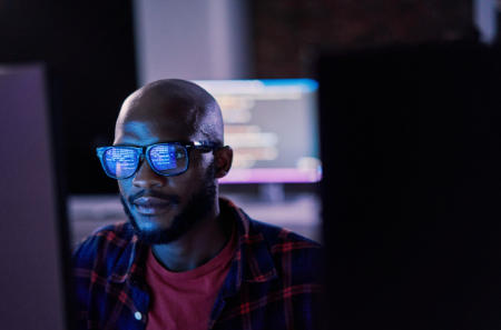 iluvdrae's tweet photo. Intel Xeon 6+ processors with E-cores are built for digital services providers who need more cores without sacrificing efficiency. Scale container-based microservices confidently while lowering energy costs and improving total cost of ownership. #IAmIntel https://t.co/lOIgzR8HkL https://t.co/ImUf70hZPr
