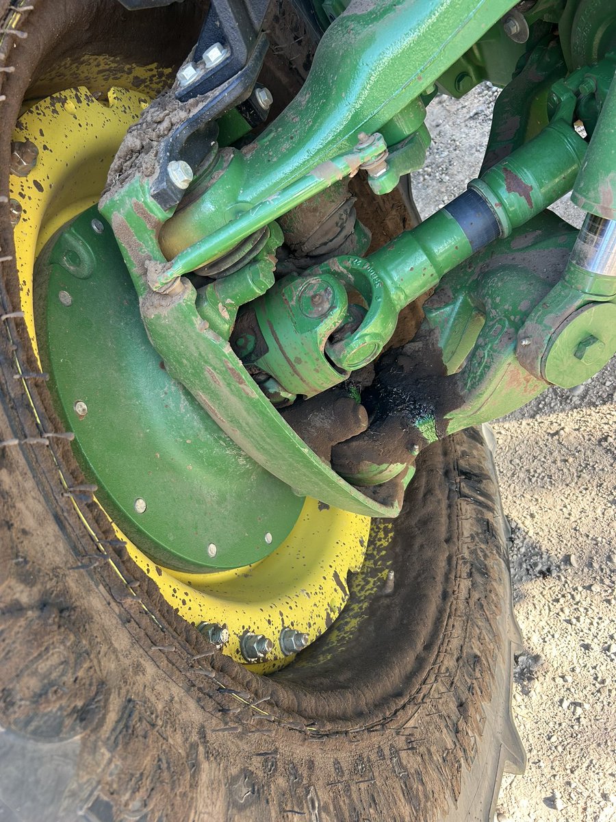 lathemfarms's tweet photo. 👍👍 to my local Deere store. Service department had it fixed within 24 hours. #ServiceManager Mr 🔔 https://t.co/YL7Xo3Xc7V