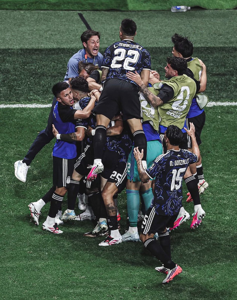 autumnbuzz's tweet photo. Finalist ⚽🇦🇷🔥❤️ https://t.co/m2DVS1swnW