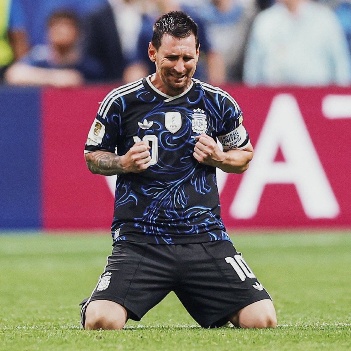 Messi, Arjantin'in Finale Yükselmesiyle Gözyaşlarına Boğuldu