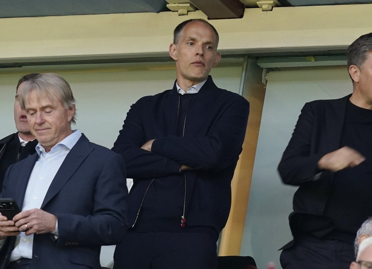 _BeFootball's tweet photo. Ce que vient de proposer Thomas Tuchel sur les 10 dernières minutes du match avec les entrées de Konsa, Burn et un bloc bas à 11…

C’EST TELLEMENT UNE INSULTE AU FOOTBALL 🤮🤮🤮🤮 https://t.co/KaFCCZ8m1s