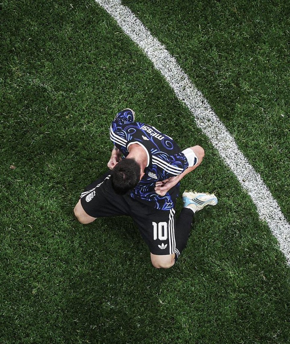 InterArg_'s tweet photo. Lo mejor que nos pasó en la vida, la persona que más feliz nos hace a todos

Gracias eternas, Lionel https://t.co/84mtgQUxsj