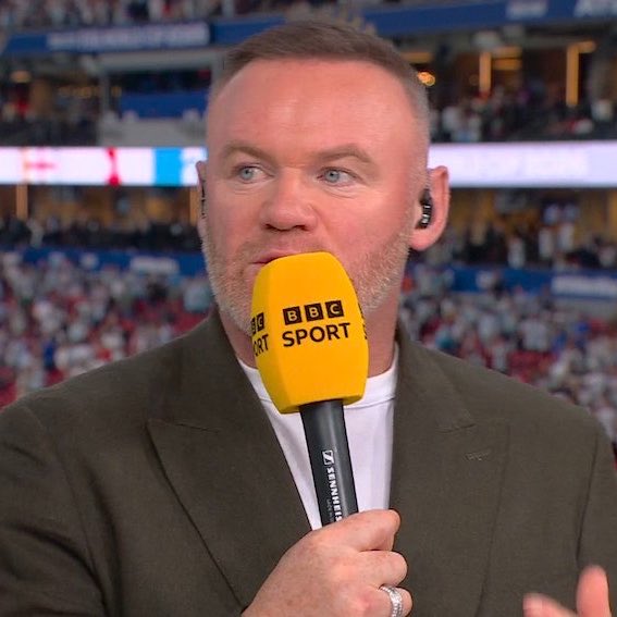 theMadridZone's tweet photo. 🚨 Wayne Rooney: “England was PANICKING! You can't go 1-0 up and then SURRENDER. You want to be on the FRONT FOOT. It's ARGENTINA who are under pressure.” https://t.co/OTq3rI37Fr